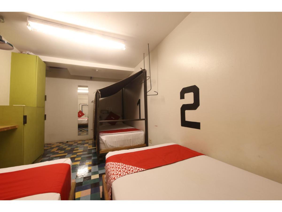 Oyo 866 Junction Hostels Manila Kültér fotó