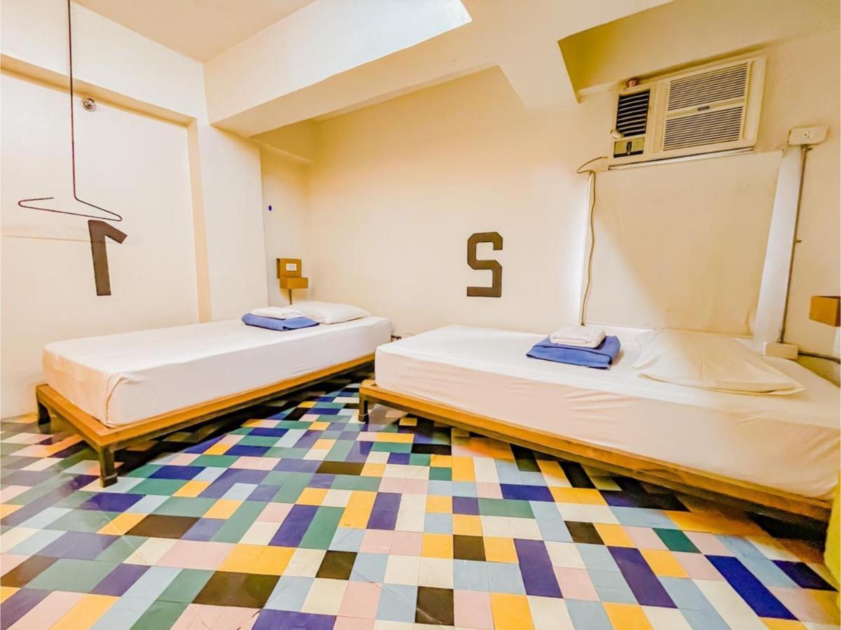 Oyo 866 Junction Hostels Manila Kültér fotó